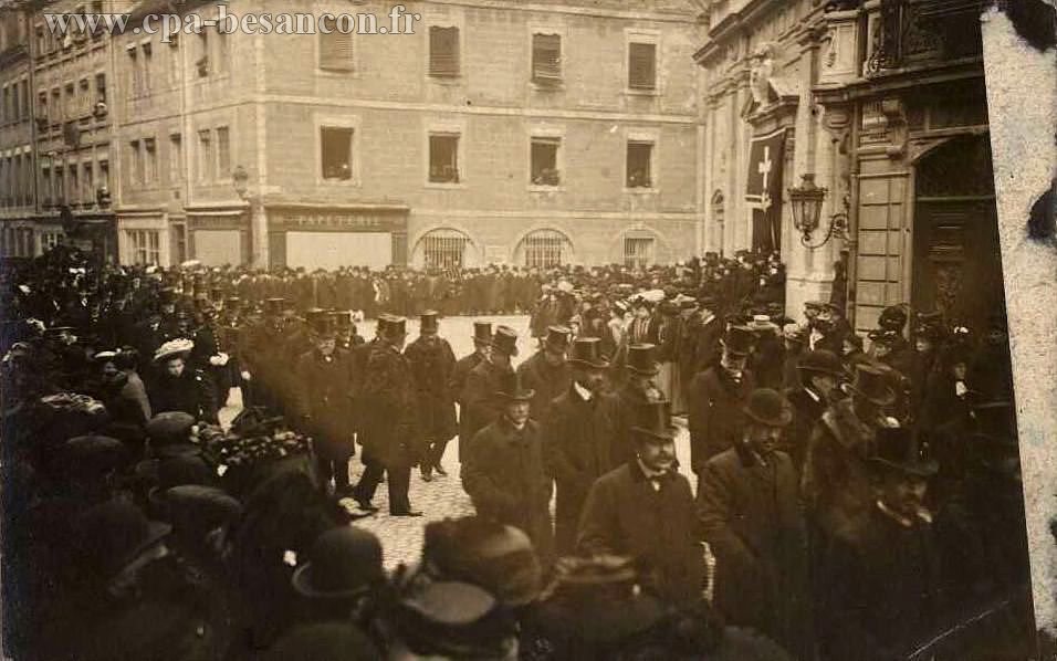 Besançon - Funérailles de Monseigneur Fulbert Petit, archevêque de Besançon - 11 décembre 1909